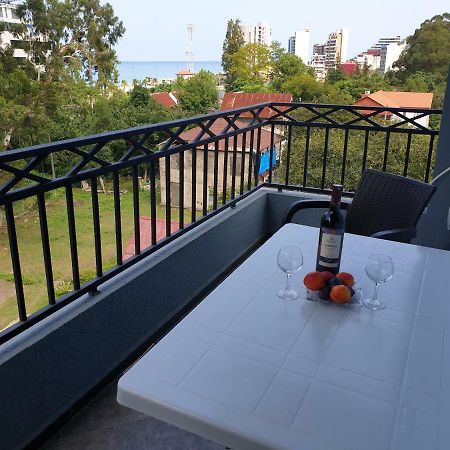 Apartment Near The Beach Batumi-Gonio Exterior photo