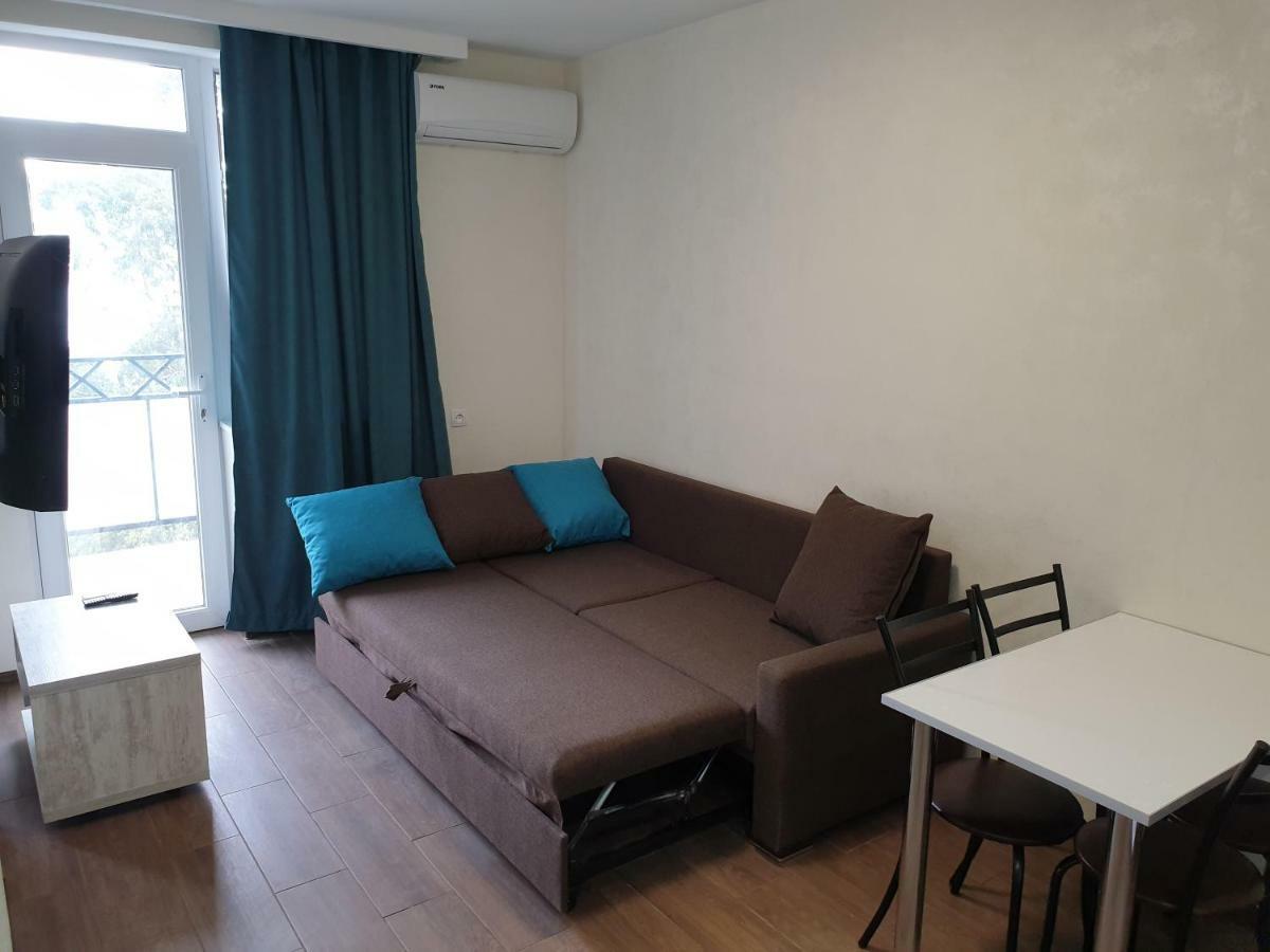 Apartment Near The Beach Batumi-Gonio Exterior photo
