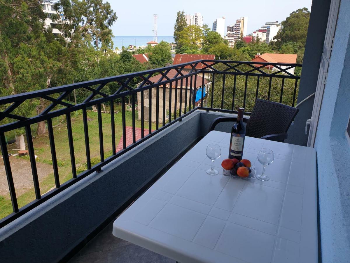 Apartment Near The Beach Batumi-Gonio Exterior photo